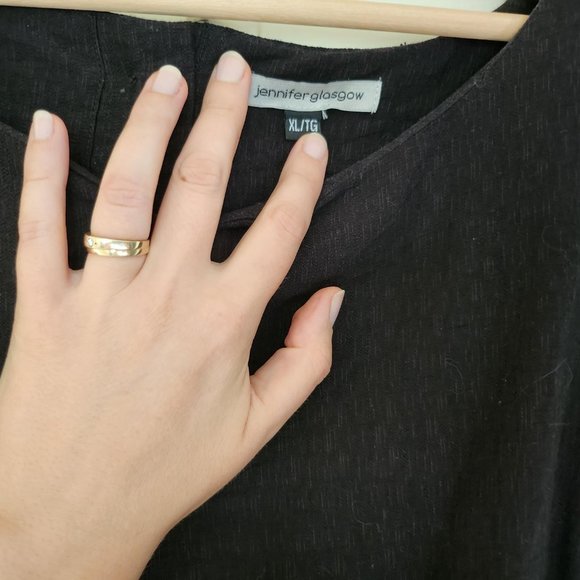 Jennifer Glasgow - Linen dress - Picture 3 of 7